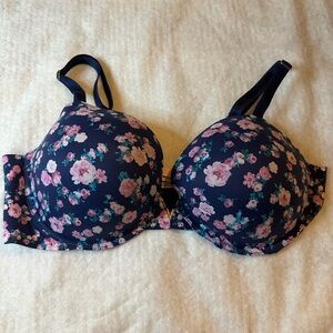 Victorias Secret Bra 42D